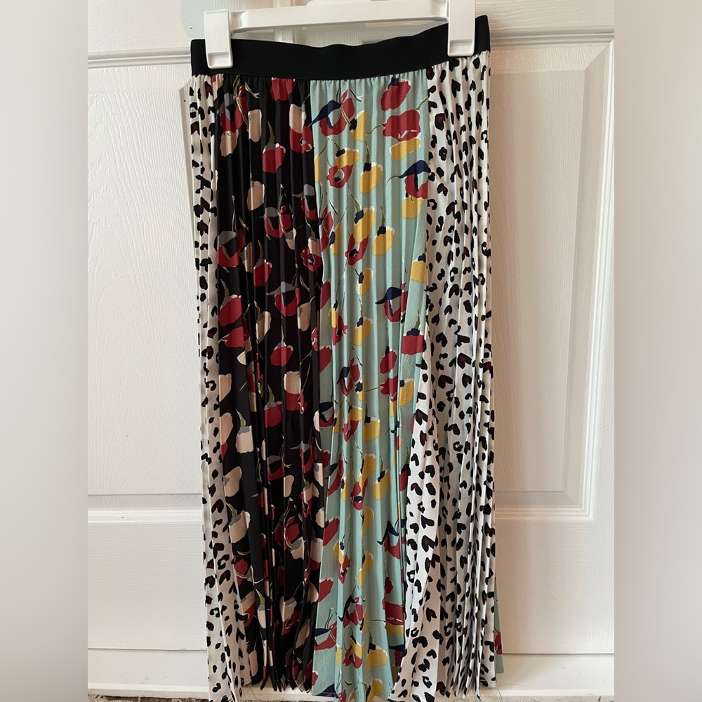 💐Leopard and floral print skirt